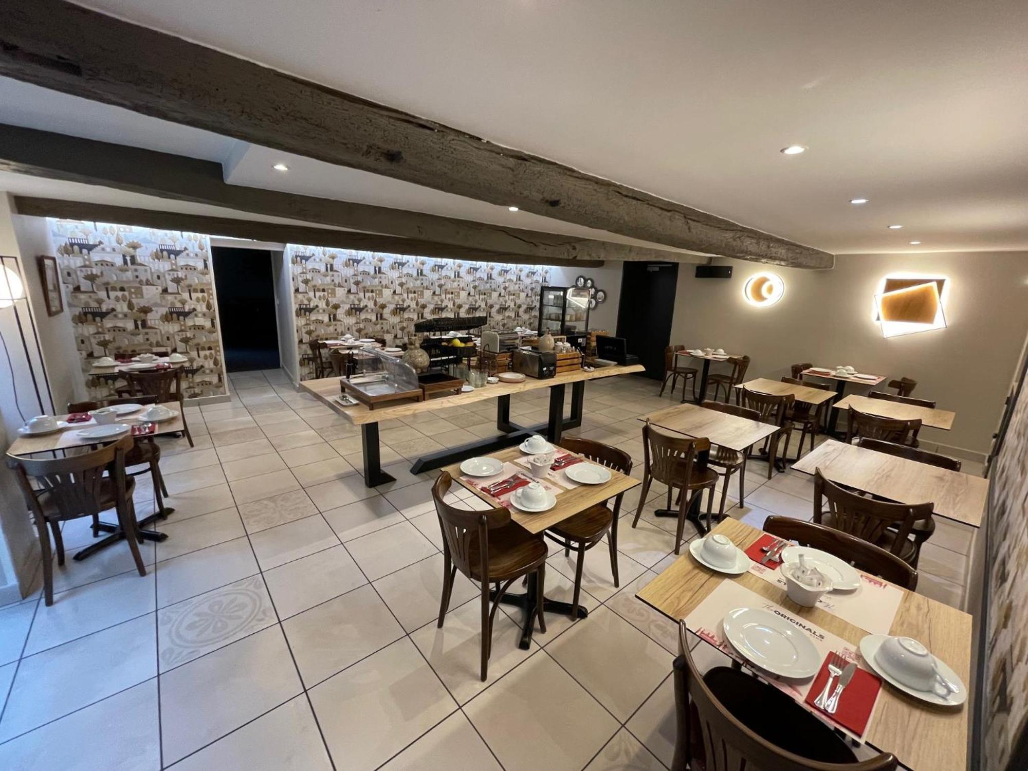 Clos St Eloi, The Originals Relais Thiers Bagian luar foto