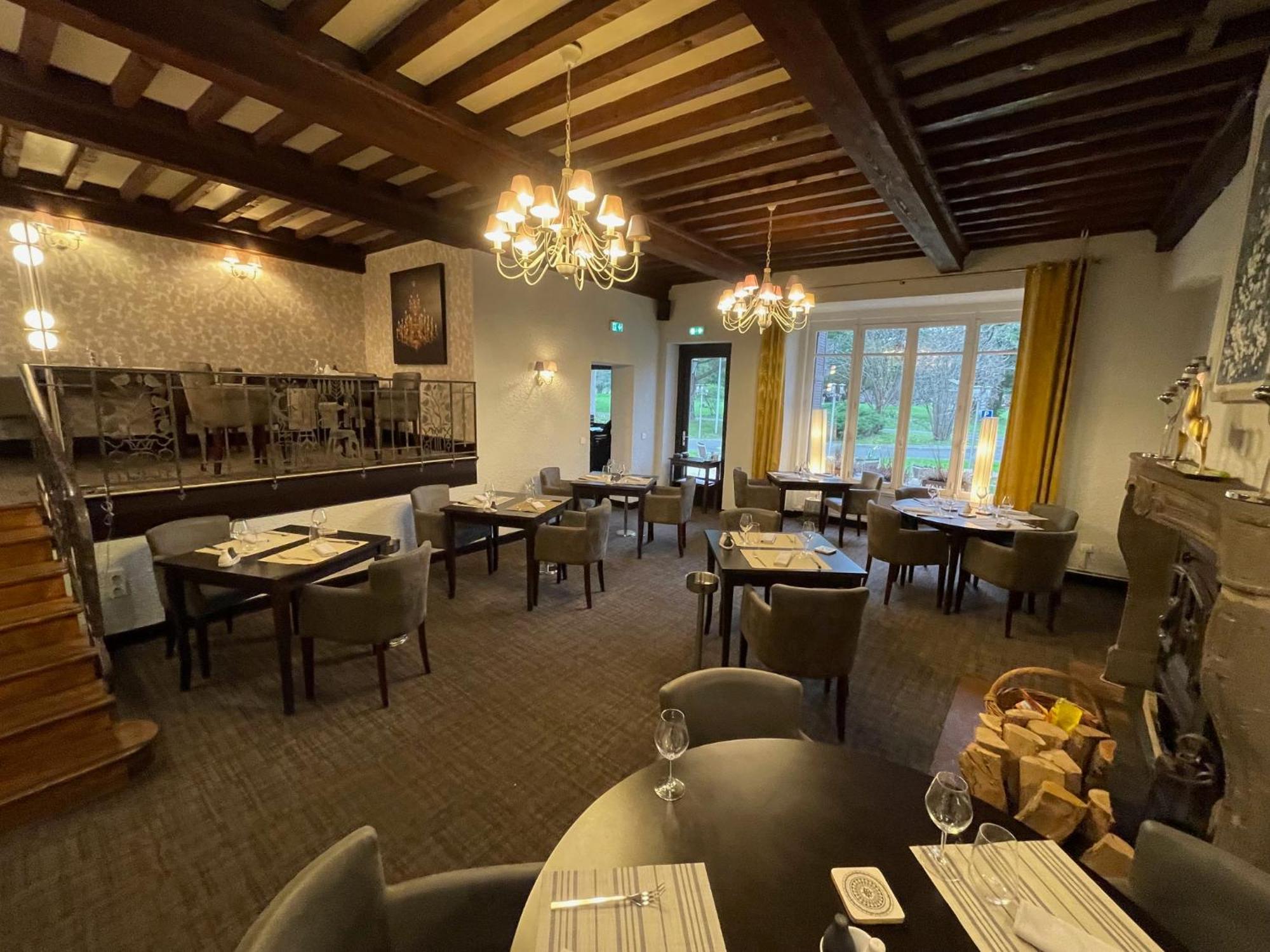 Clos St Eloi, The Originals Relais Thiers Bagian luar foto