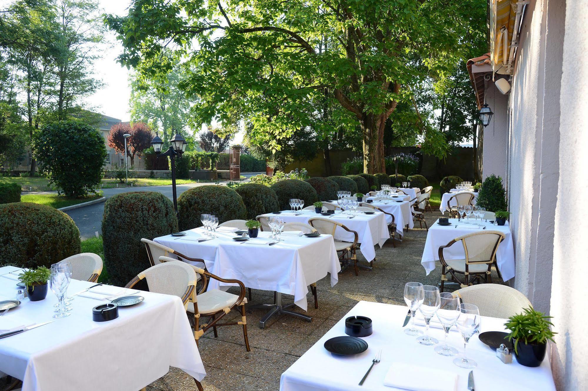 Clos St Eloi, The Originals Relais Thiers Bagian luar foto